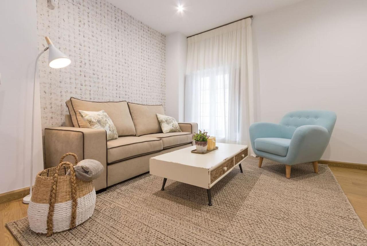 Luis Rey Central Suite By Valcambre เซบีญา ภายนอก รูปภาพ