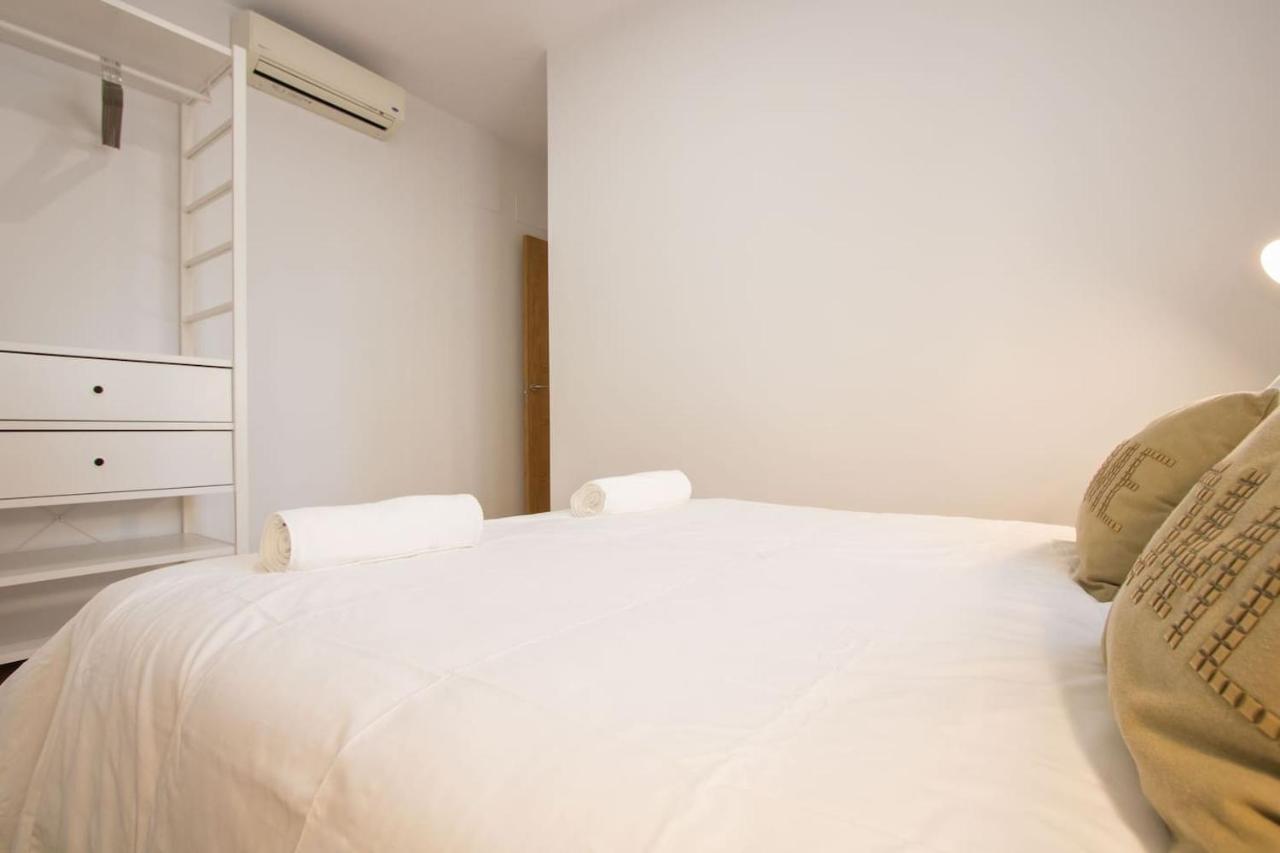 Luis Rey Central Suite By Valcambre เซบีญา ภายนอก รูปภาพ